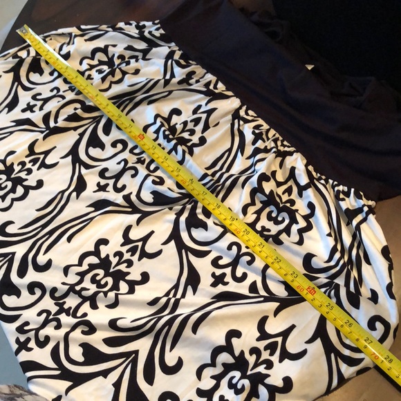 ⭐️Lilbetter perfect sleeveless v-neck cross x string detail + pockets long maxi - Picture 12 of 12